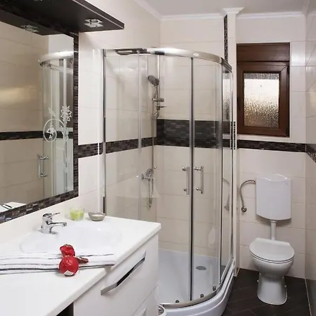 Apartman Malibu One Vir