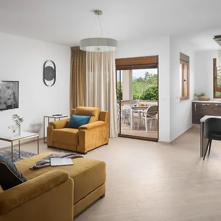 Malibu One Apartman Vir